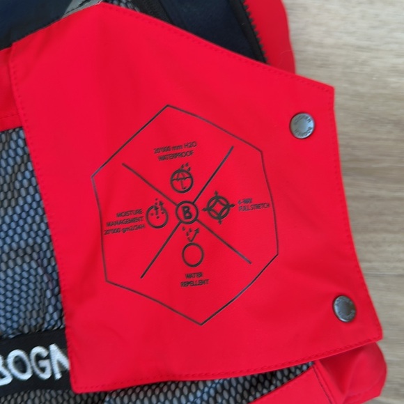 Bogner Jessy-D Down Ski Coat color fast red - Picture 13 of 14